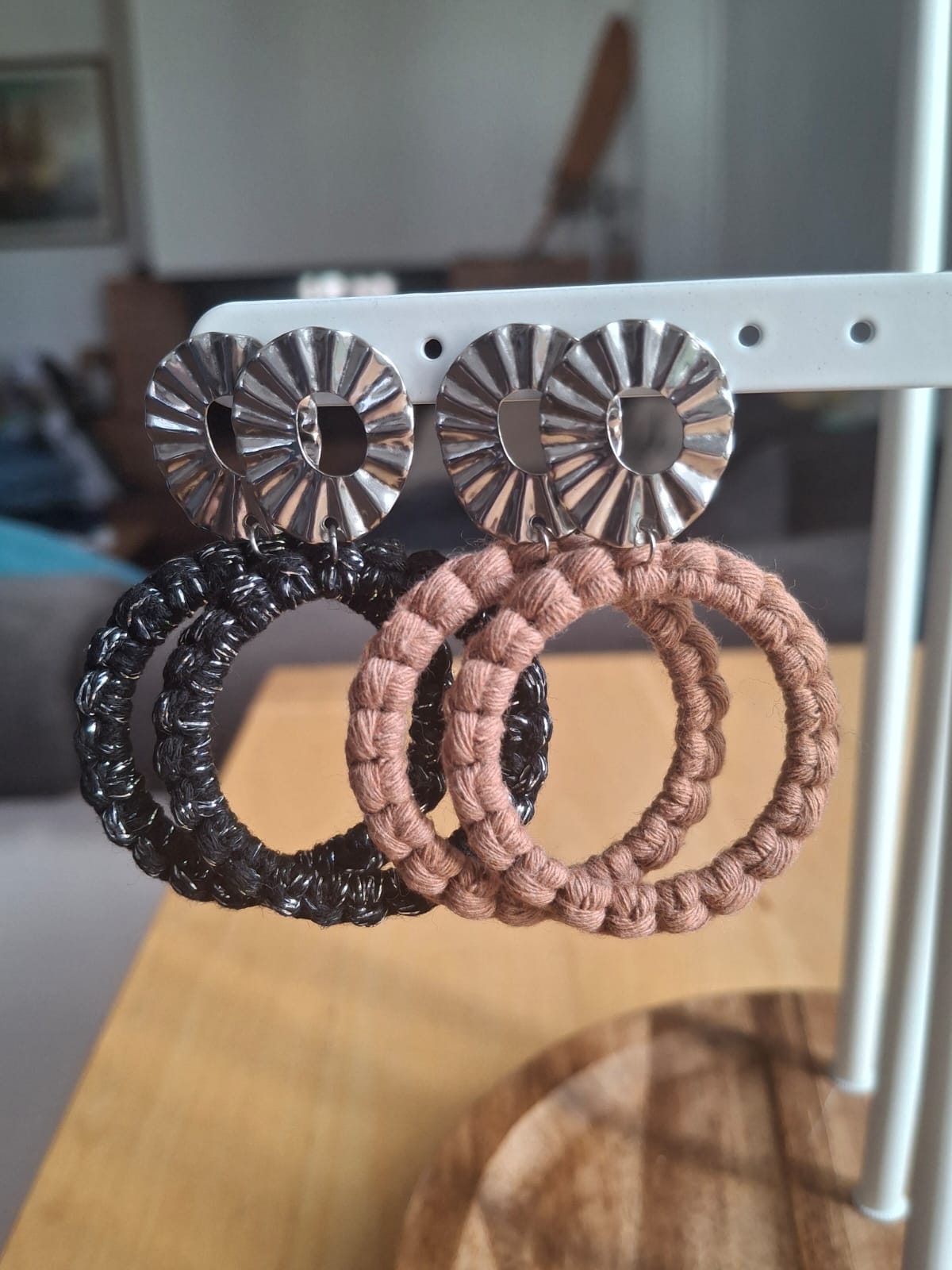 Boucles d'oreilles Marina, petite taille, argentées